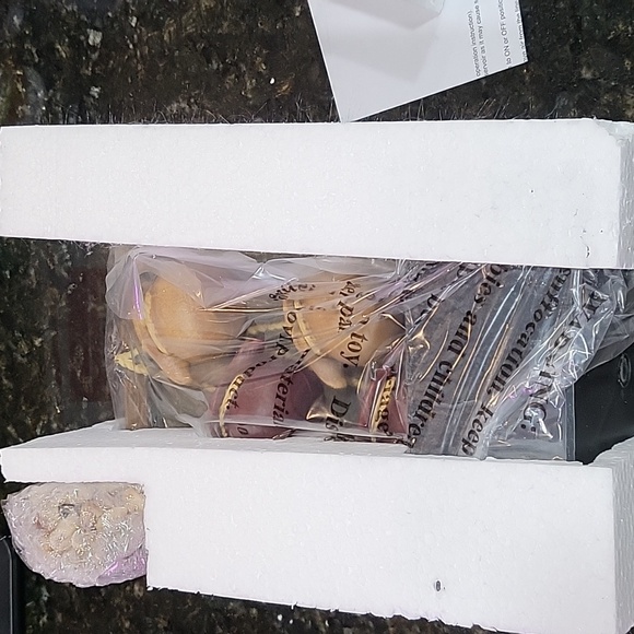 NIB Wayland Square LED Lighted Fountain 4 Tiered Hanging Pots - Picture 6 of 10